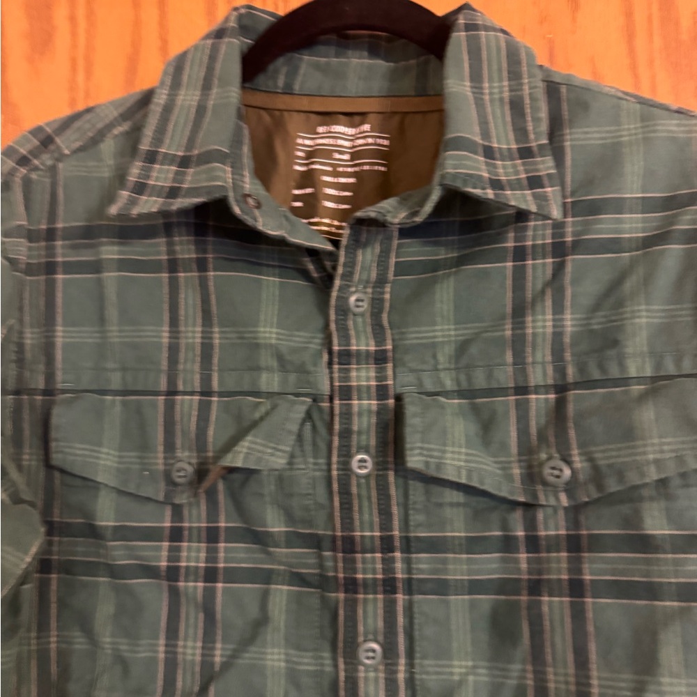 Men's REI Cooperative Green Plaid Flannel Shirt. Size Small. For Your outdoor. - Picture 9 of 13
